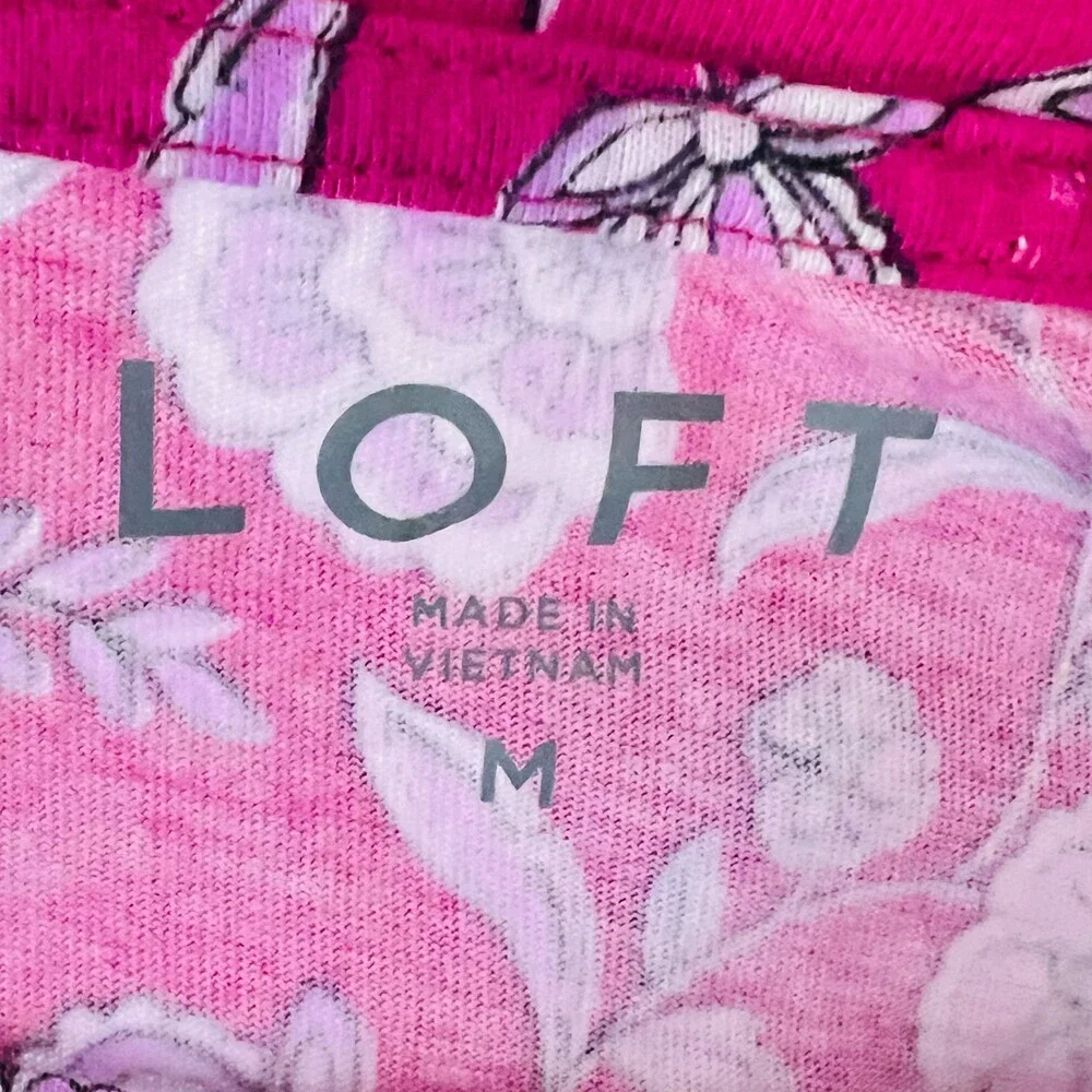 LOFT Blouse Womens M Purple Floral Chintz Short Puff Ruched Sleeves Round Neck